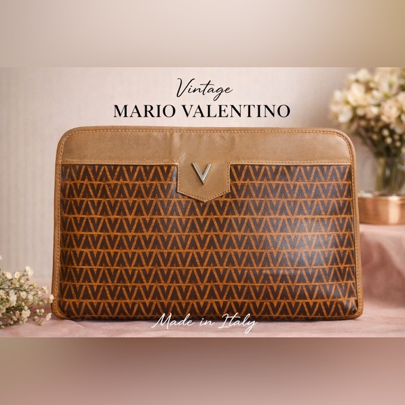 Mario Valentino Other - Vintage Mario Valentino Logo Clutch | Made in Italy Designer Pouch